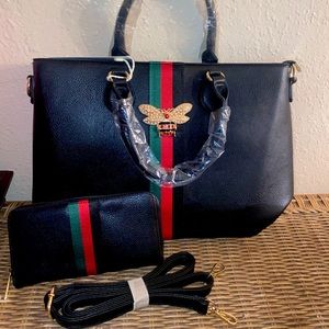 Comes with wallet and crossbody strap